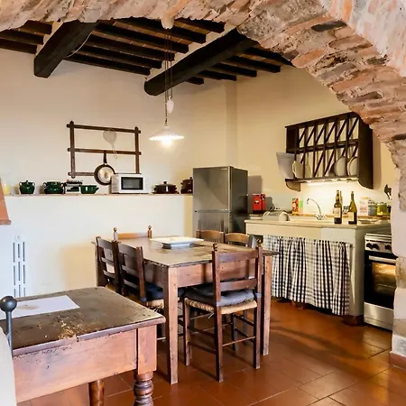 Alloggio per agriturismo Frascole *